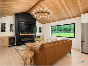 355 Surrey Lane, Fairfield CT 06824