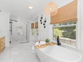207 Redding Road, Redding CT 06896