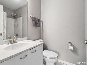 1900 Summer Street 19, Stamford CT 06905