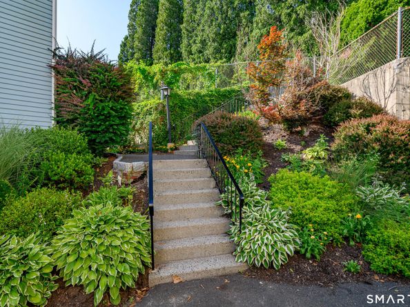 55 Mill Plain Road 92, Danbury CT 06811