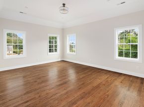 6 Walnut Ridge Court, Stamford CT 06904