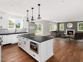 6 Walnut Ridge Court, Stamford CT 06904
