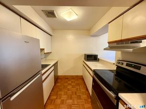 105 Tremont Avenue C, Bridgeport CT 06606