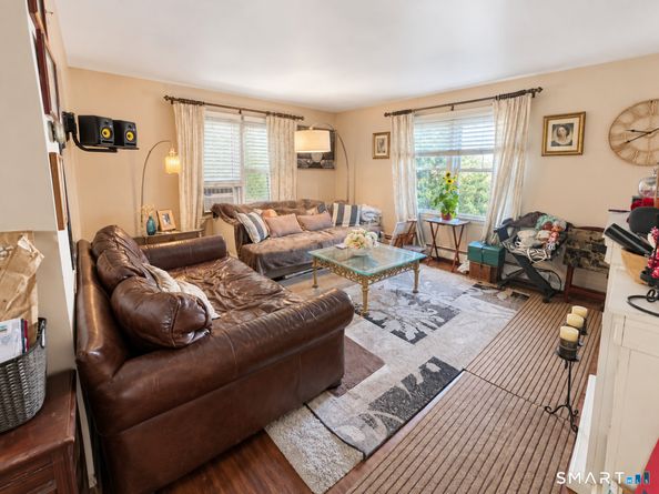 5 Brown Avenue 5, Stamford CT 06902