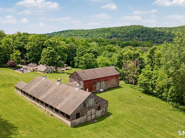 6 Hoyt Road, Sherman CT 06784