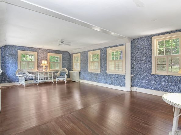 708 Ponus Ridge, New Canaan CT 06840