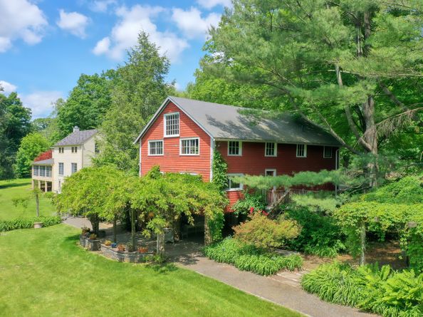 708 Ponus Ridge, New Canaan CT 06840