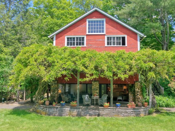 708 Ponus Ridge, New Canaan CT 06840