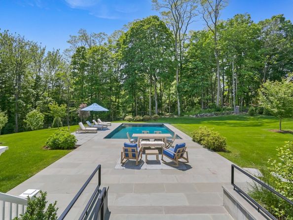2015 Redding Road, Fairfield CT 06824