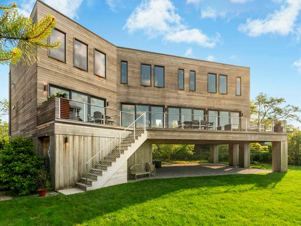47 Neptune Avenue, Norwalk CT 06854