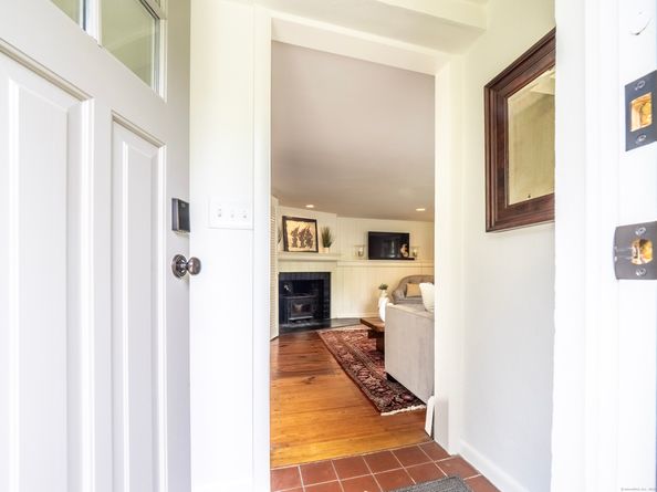 110 Dudley Road, Wilton CT 06897