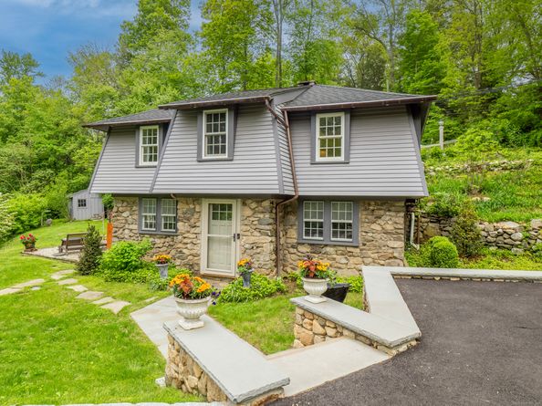 110 Dudley Road, Wilton CT 06897