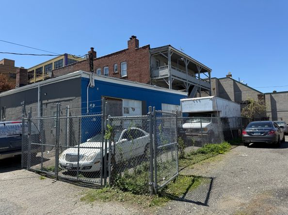 483 Barnum Avenue, Bridgeport CT 06608