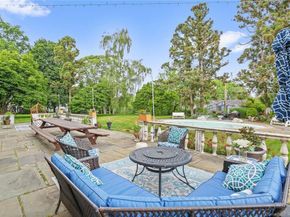 124 Old Battery Road, Bridgeport CT 06605