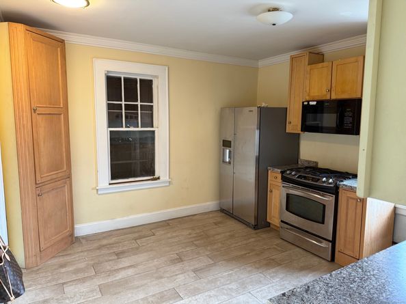 439 Charles Street, Bridgeport CT 06606