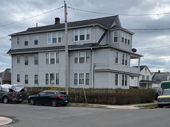 439 Charles Street, Bridgeport CT 06606