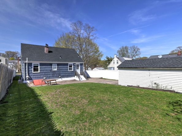 25 Broadway, Bridgeport CT 06606