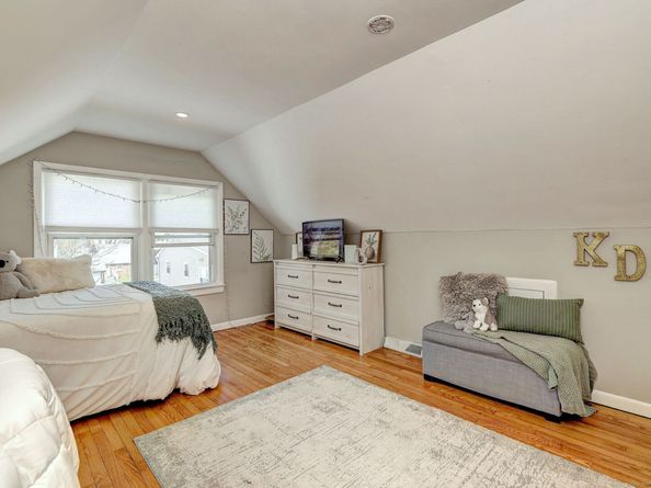 25 Broadway, Bridgeport CT 06606