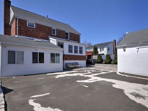 1852 Madison Avenue, Bridgeport CT 06606