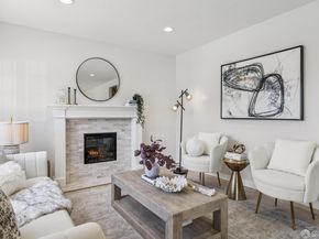 727 Lockhaven Drive, Pacifica CA 94044