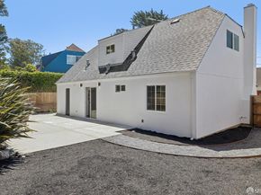 727 Lockhaven Drive, Pacifica CA 94044