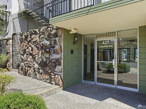 427 Lagunitas Avenue 305, Oakland CA 94610