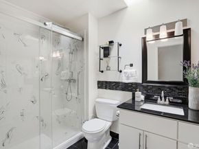 427 Lagunitas Avenue 305, Oakland CA 94610