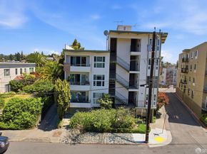 427 Lagunitas Avenue 305, Oakland CA 94610