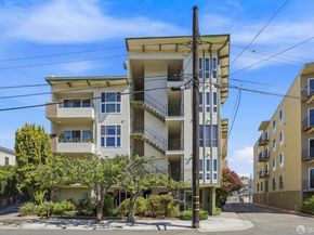 427 Lagunitas Avenue 305, Oakland CA 94610