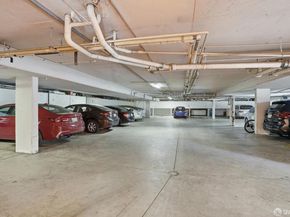 427 Lagunitas Avenue 305, Oakland CA 94610