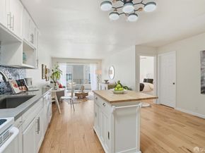 427 Lagunitas Avenue 305, Oakland CA 94610