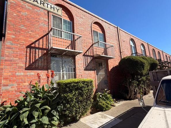 1 Mccarthy Avenue, San Francisco CA 94134