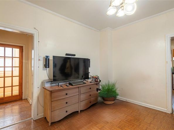 94-67 44th Avenue, Queens NY 11373