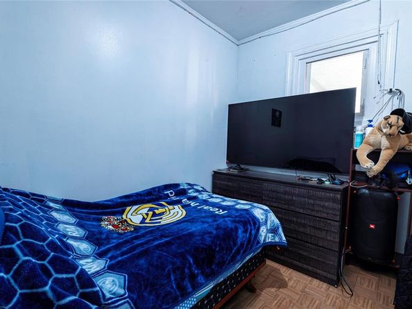 94-67 44th Avenue, Queens NY 11373