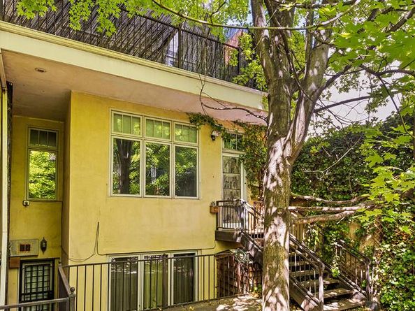 746 East 6th Street, New York NY 10009