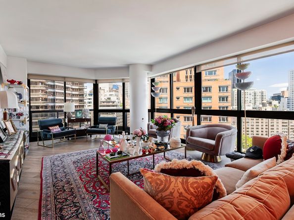 200 East 61st Street 18DE, New York NY 10065