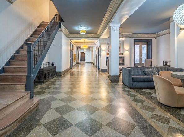 42-22 Ketcham Street D21, Queens NY 11373