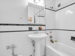 620 East 18th Street 1C, Brooklyn NY 11226