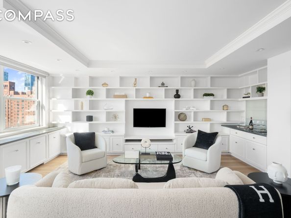 360 West 22nd Street 15C14C, New York NY 10011