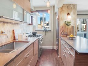 200 West 20th Street 1409/10, New York NY 10011