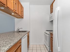 350 West 50th Street 3F, New York NY 10019