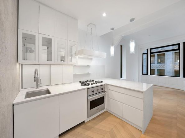 14 Maiden Lane 7, New York NY 10038