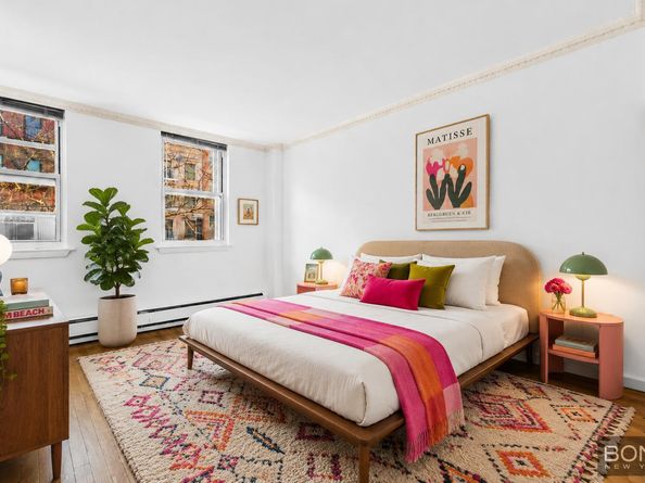 214 Ave A 2D, New York NY 10009