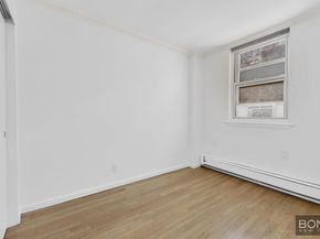 214 Ave A 2D, New York NY 10009