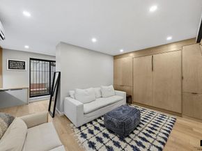 239 East 10th Street GARDENA, New York NY 10003