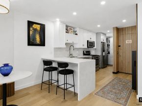 239 East 10th Street GARDENA, New York NY 10003