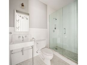 722 Broadway 5, New York NY 10003