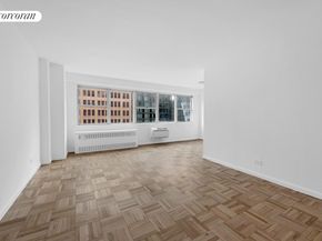 430 West 34th Street 14A, New York NY 10001