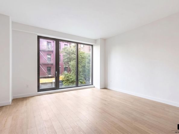 500 West 45th Street 305, New York NY 10036