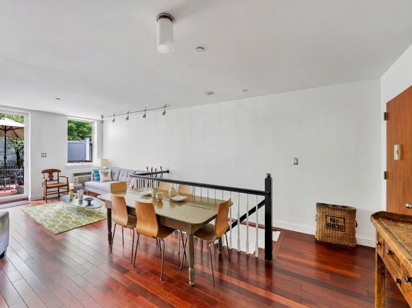 127 4th Place 1B, Brooklyn NY 11231